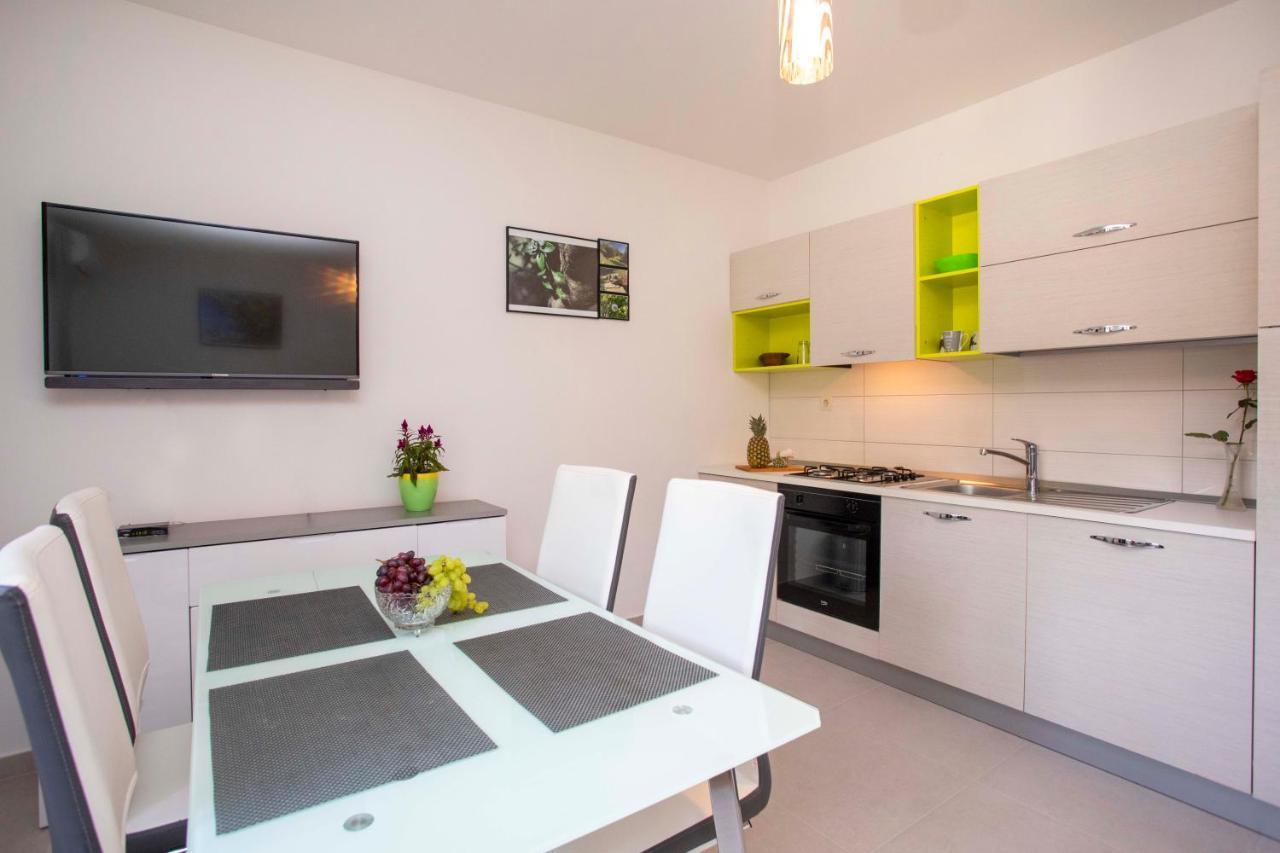 Apartmani Marica Plomin Ngoại thất bức ảnh