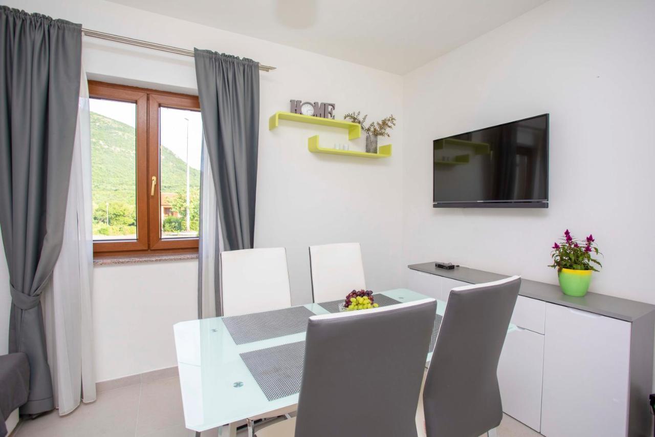 Apartmani Marica Plomin Ngoại thất bức ảnh